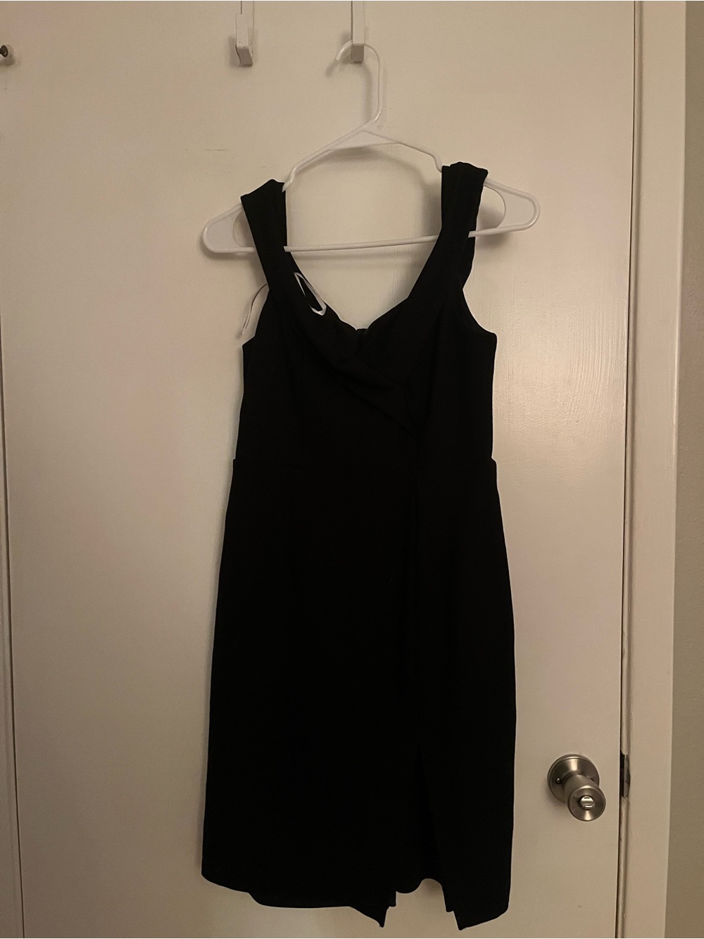 Lulu's Black Sleeveless Midi Dress